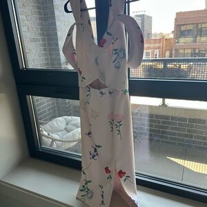 Elliatt Floral Cutout Midi Dress size small